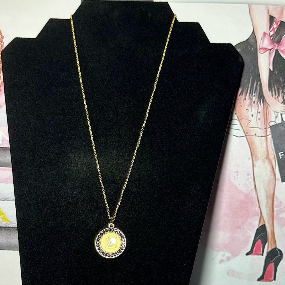 Louis Vuitton LV Logo Charm Necklace - Picture 2 of 5